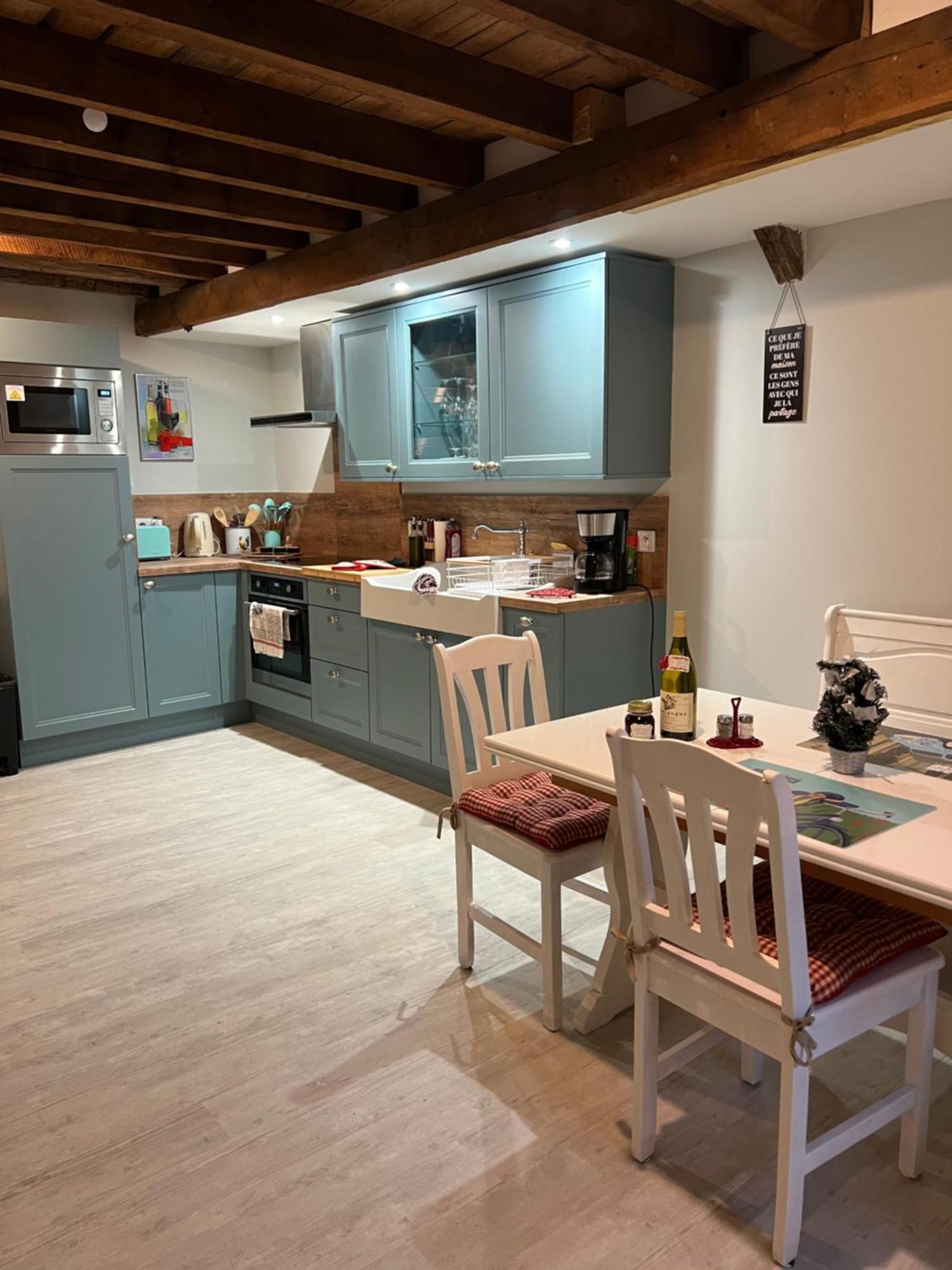Le Citadin Bourguignon Guest House Toucy ภายนอก รูปภาพ