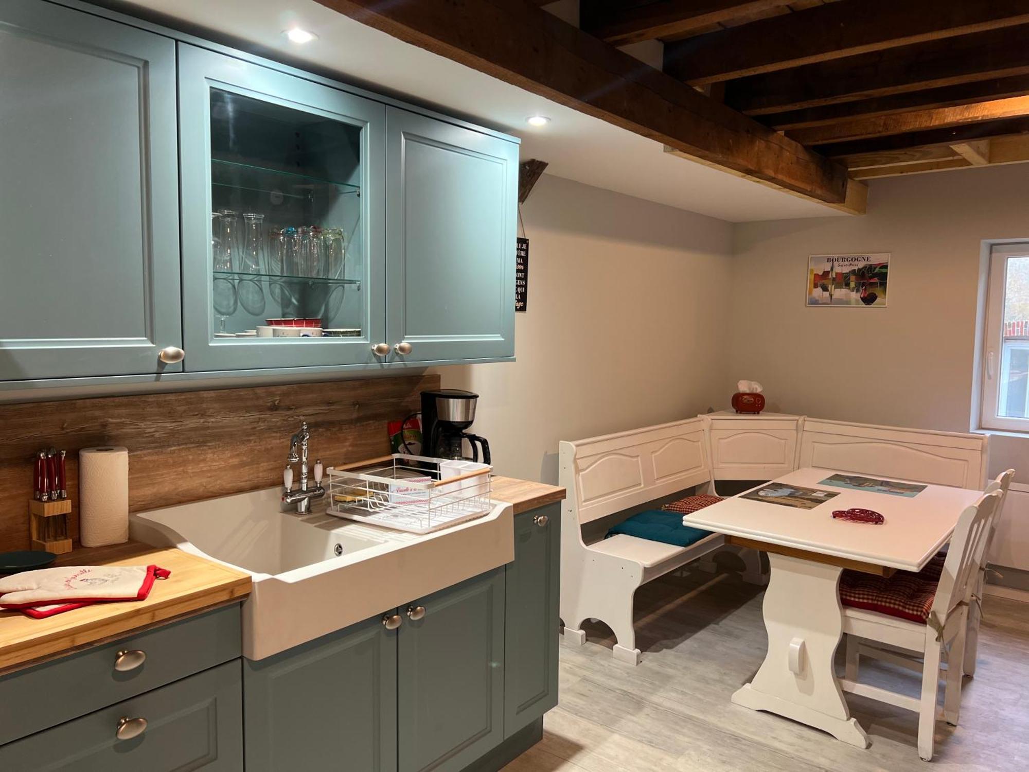 Le Citadin Bourguignon Guest House Toucy ภายนอก รูปภาพ
